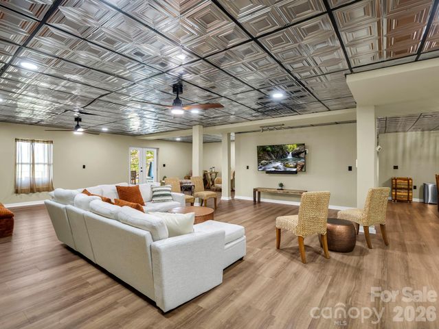 167 Hawks Nest Trail, Lake Lure, NC 28746