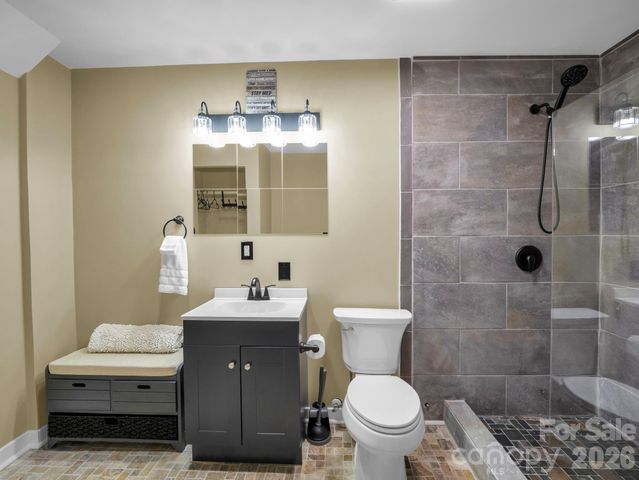 167 Hawks Nest Trail, Lake Lure, NC 28746