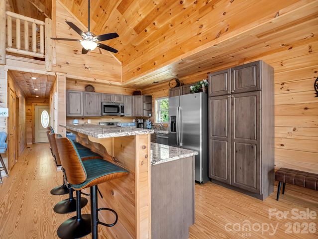 167 Hawks Nest Trail, Lake Lure, NC 28746