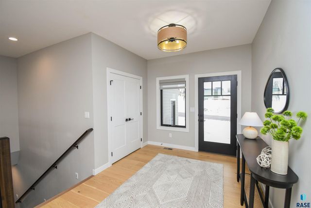 1520 N Marlowe Ave Avenue, Sioux Falls, SD 57110