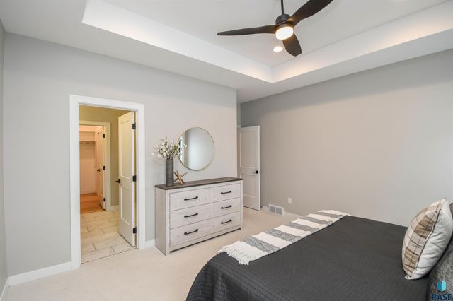 1520 N Marlowe Ave Avenue, Sioux Falls, SD 57110