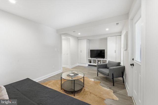 1524 ALLISON ST NW, Washington, DC 20011