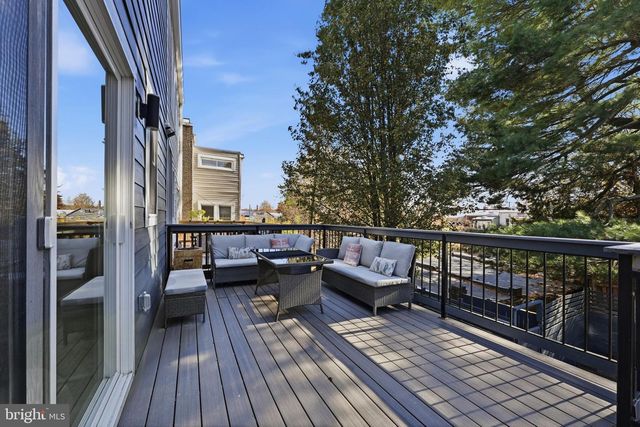 1524 ALLISON ST NW, Washington, DC 20011