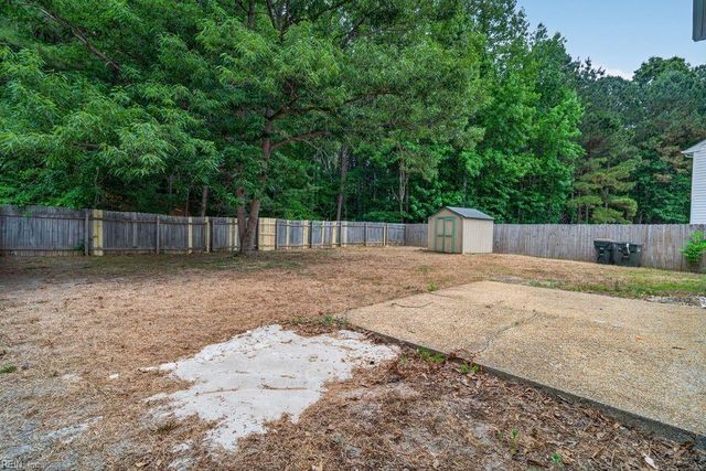 113 Low Ridge RD, Williamsburg, VA 23185