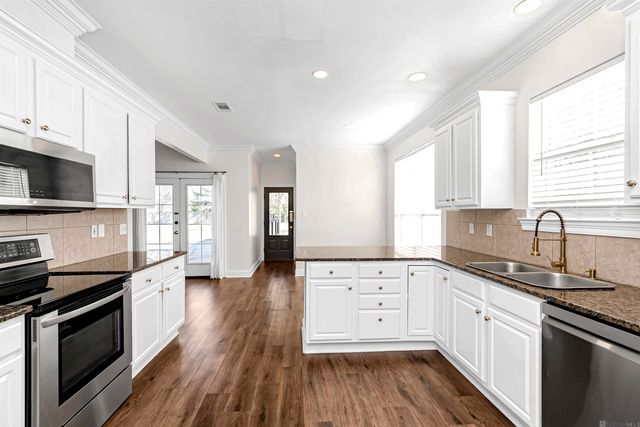 14240 Oregon Trail, Prairieville, LA 70769