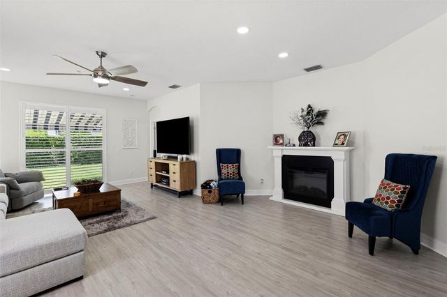 10818 ASHFORD OAKS DRIVE, Tampa, FL 33625