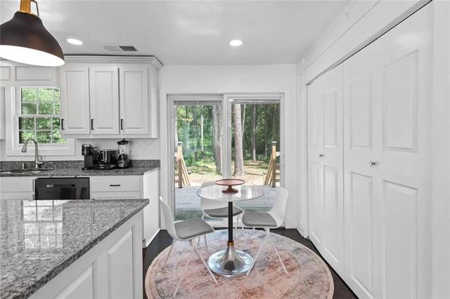 356 W Wieuca NE Road, Atlanta, GA 30342