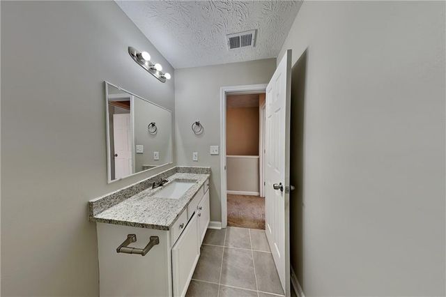 3854 Rivers Run NW Trace, Acworth, GA 30101