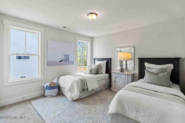 208 Whimbrel Way, Hampstead, NC 28443