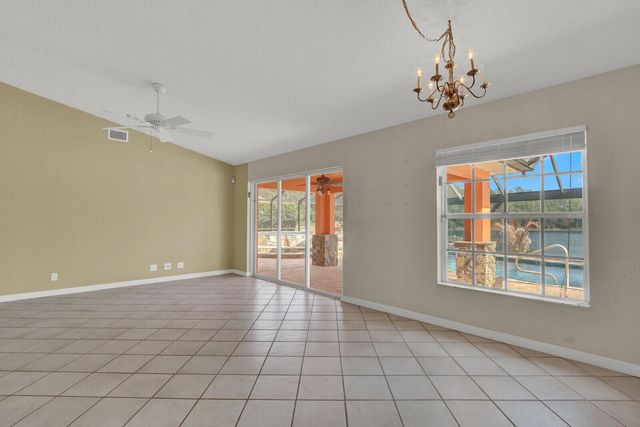 9335 SW Eagles Landing, Stuart, FL 34997