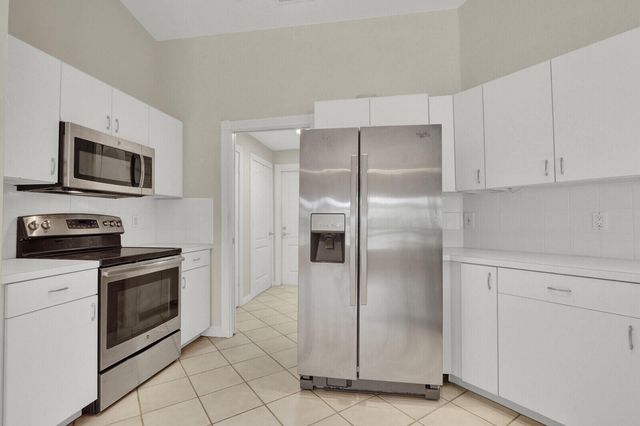 9335 SW Eagles Landing, Stuart, FL 34997