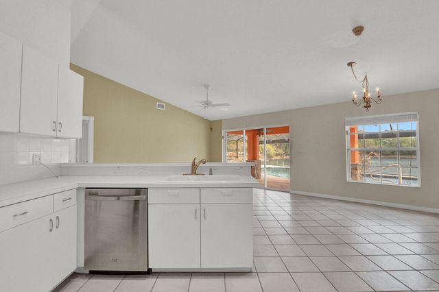 9335 SW Eagles Landing, Stuart, FL 34997