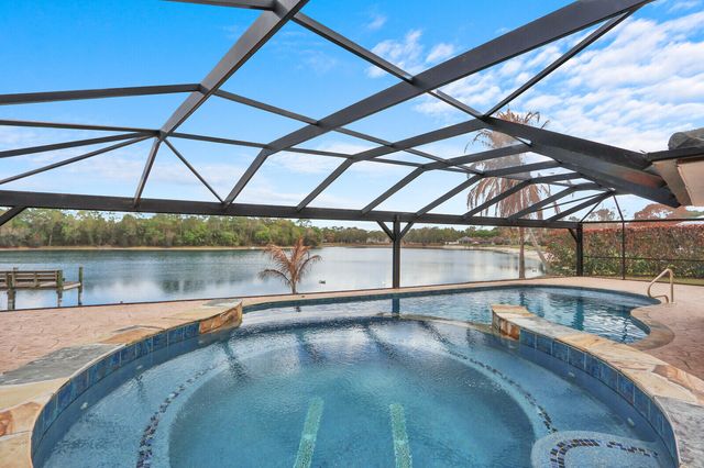 9335 SW Eagles Landing, Stuart, FL 34997