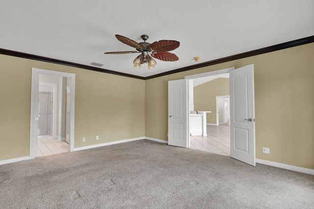 9335 SW Eagles Landing, Stuart, FL 34997