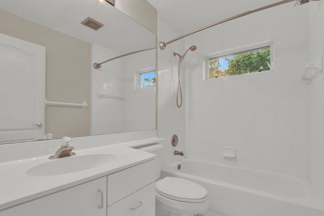 9335 SW Eagles Landing, Stuart, FL 34997