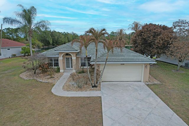 9335 SW Eagles Landing, Stuart, FL 34997
