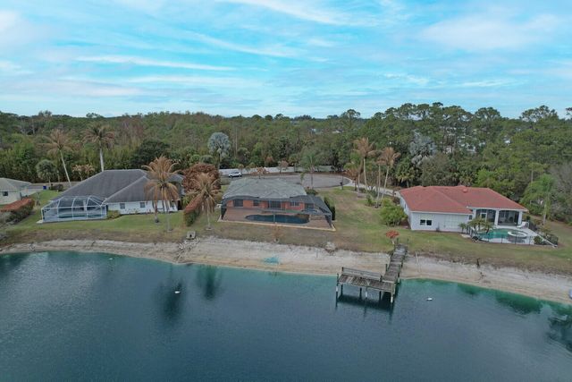 9335 SW Eagles Landing, Stuart, FL 34997