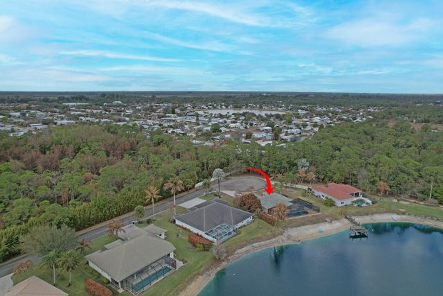 9335 SW Eagles Landing, Stuart, FL 34997