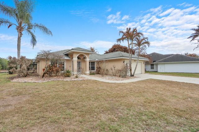9335 SW Eagles Landing, Stuart, FL 34997