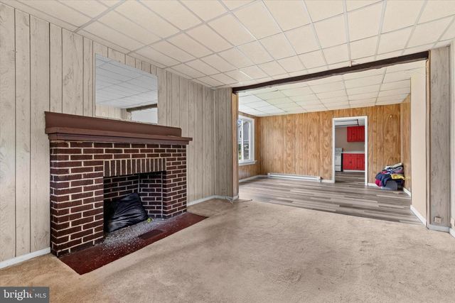 110 BOSLER AVE, Lemoyne, PA 17043
