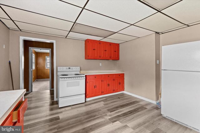110 BOSLER AVE, Lemoyne, PA 17043