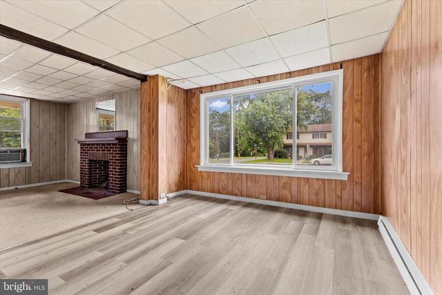 110 BOSLER AVE, Lemoyne, PA 17043