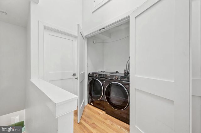 64 W QUEEN LN, Philadelphia, PA 19144