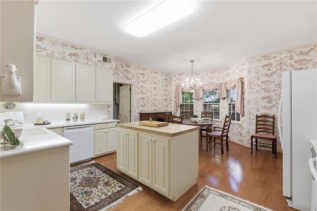 1809 Bedfordshire Drive, Decatur, GA 30033
