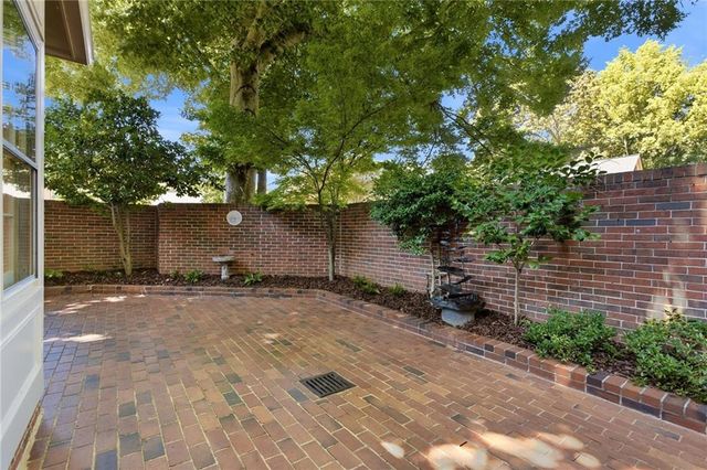 1809 Bedfordshire Drive, Decatur, GA 30033