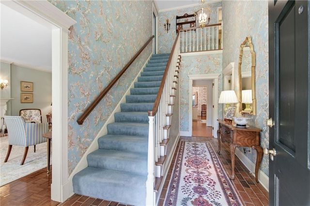 1809 Bedfordshire Drive, Decatur, GA 30033