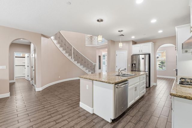 2977 Twinberry Avenue, Clovis, CA 93619
