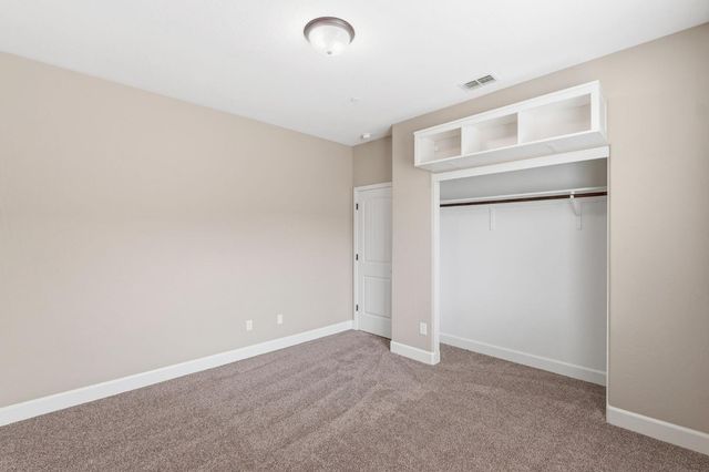 2977 Twinberry Avenue, Clovis, CA 93619
