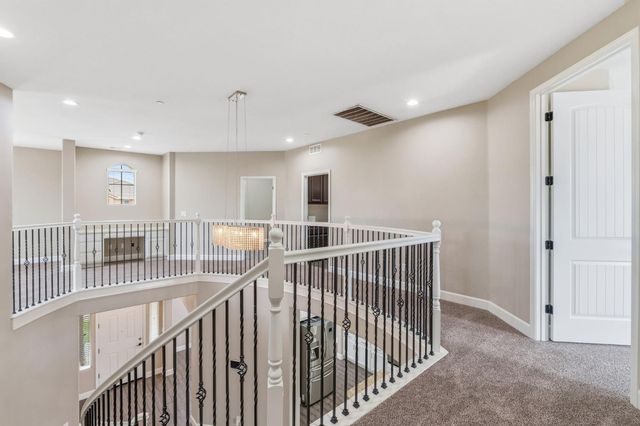 2977 Twinberry Avenue, Clovis, CA 93619