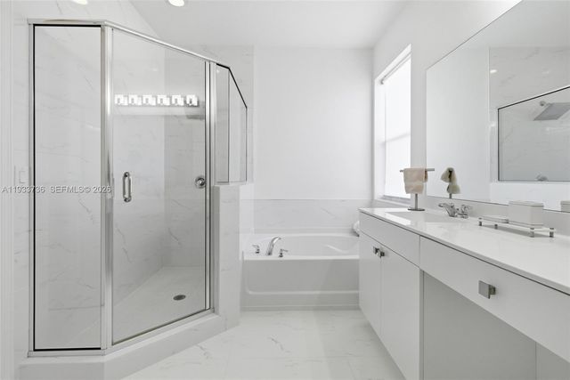 15293 SW 176th Ter 15293, Miami, FL 33187