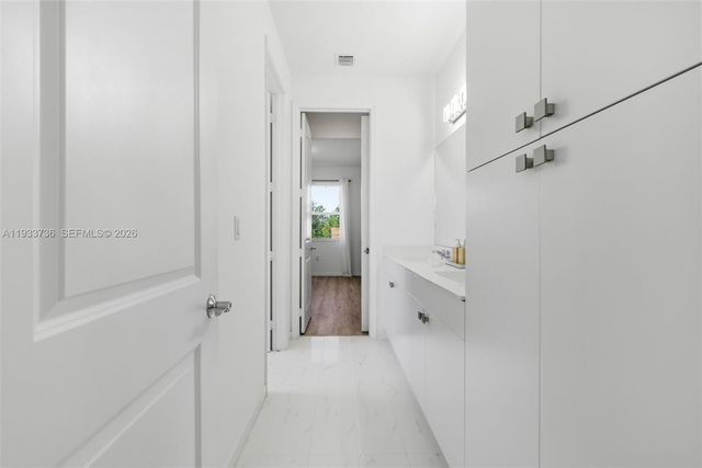 15293 SW 176th Ter 15293, Miami, FL 33187