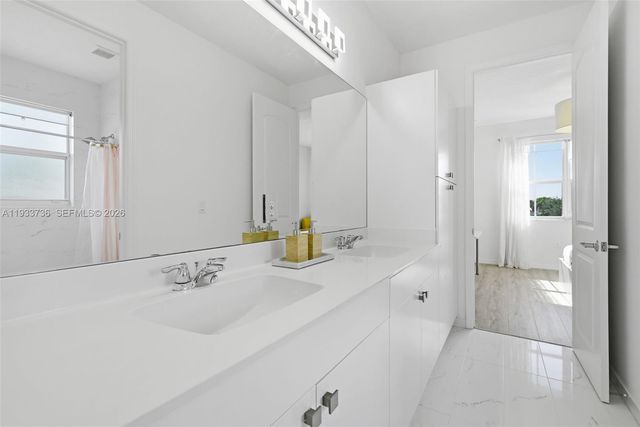 15293 SW 176th Ter 15293, Miami, FL 33187