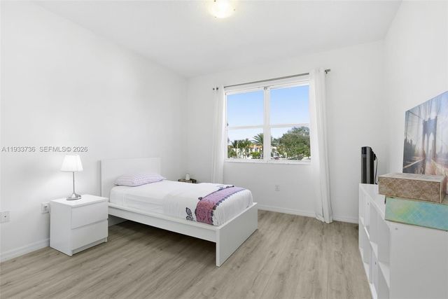 15293 SW 176th Ter 15293, Miami, FL 33187