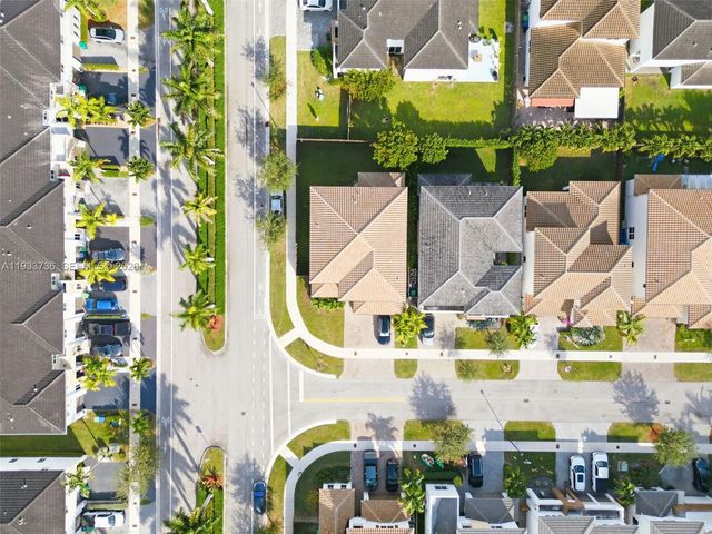 15293 SW 176th Ter 15293, Miami, FL 33187