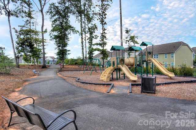 122 Boatwright Lane, Mooresville, NC 28117