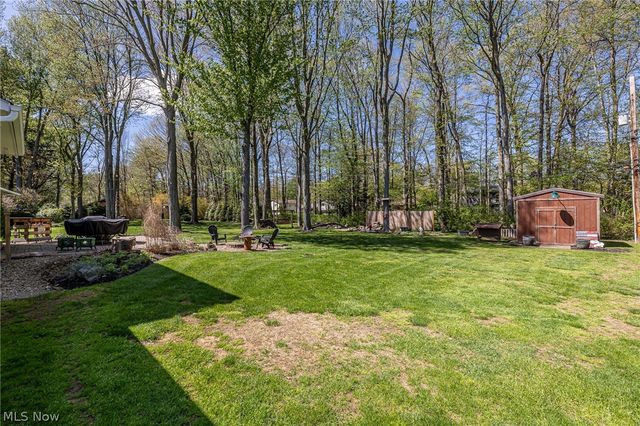 27446 Benwood Circle, North Olmsted, OH 44070