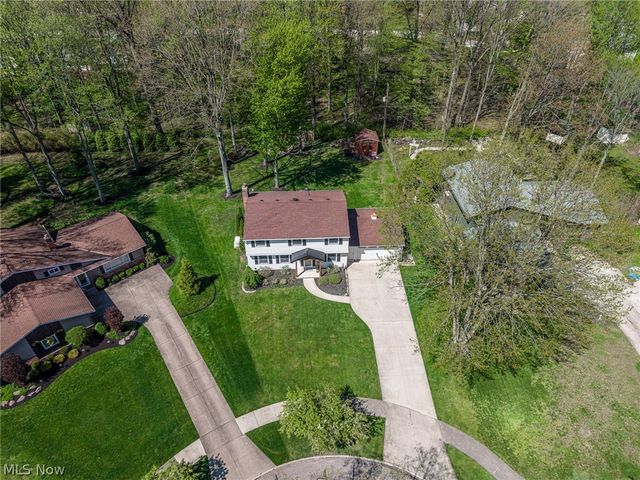 27446 Benwood Circle, North Olmsted, OH 44070