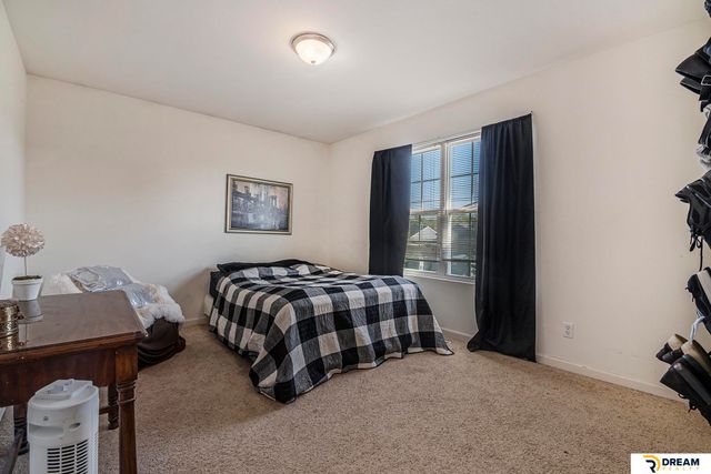 7426 N 88 Street, Omaha, NE 68122