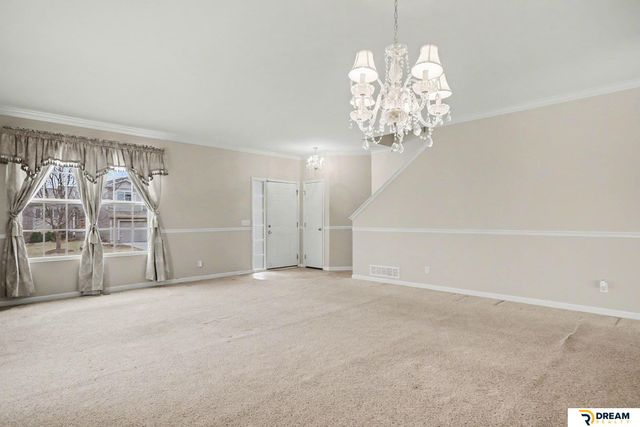 7426 N 88 Street, Omaha, NE 68122