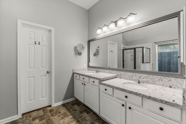155 N Wimberly Way, Conroe, TX 77385