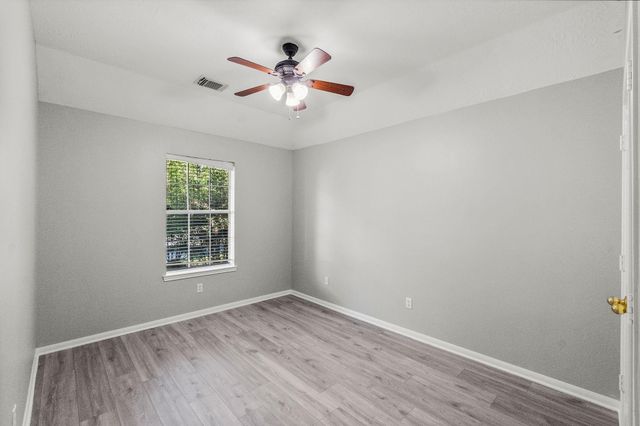 155 N Wimberly Way, Conroe, TX 77385