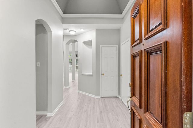 155 N Wimberly Way, Conroe, TX 77385