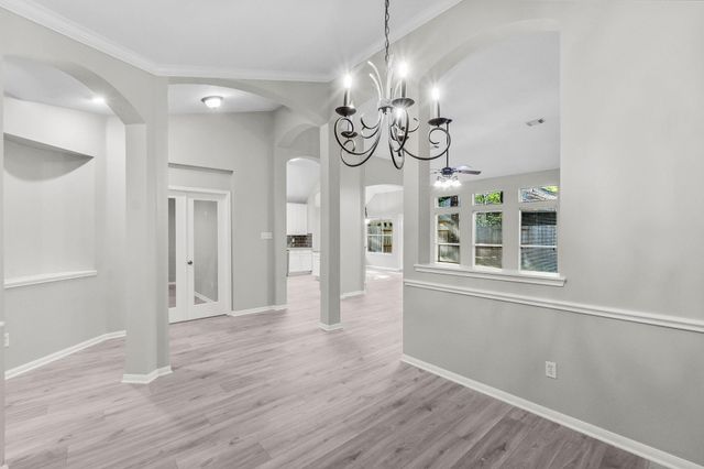 155 N Wimberly Way, Conroe, TX 77385