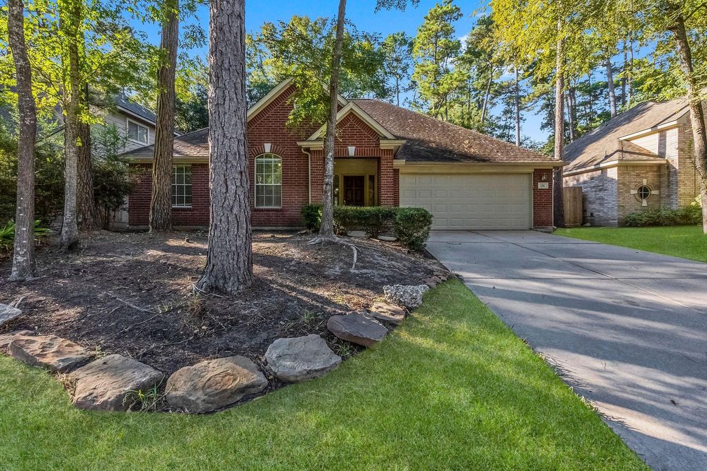 155 N Wimberly Way, Conroe, TX 77385
