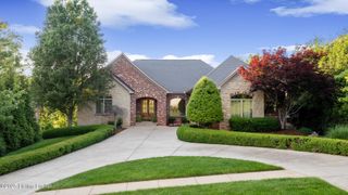 4123 Sanctuary Bluff Ln, Louisville, KY 40241
