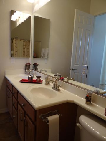 18232 W LAS CRUCES Drive, Goodyear, AZ 85338